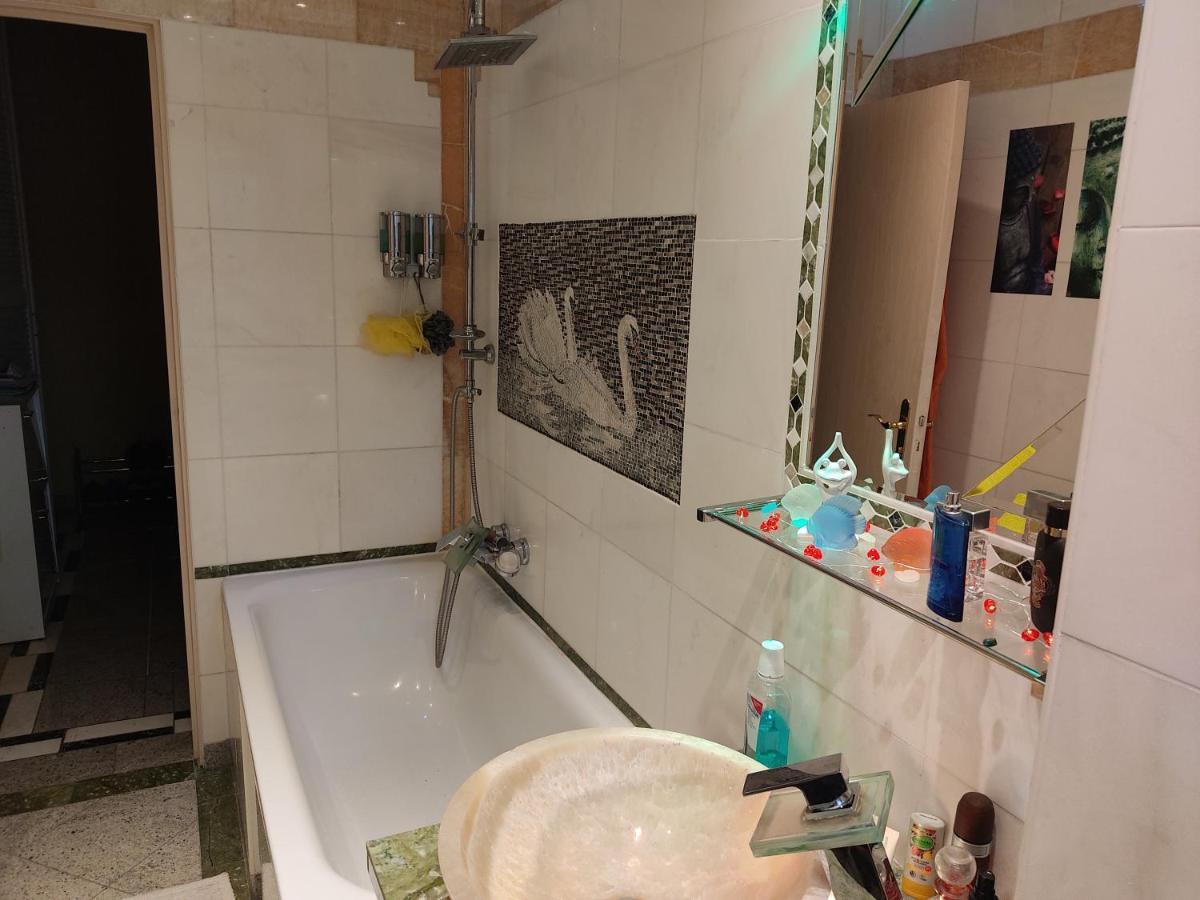 Privatunterkunft Schönes Gästezimmer Lgbtq Freundlich